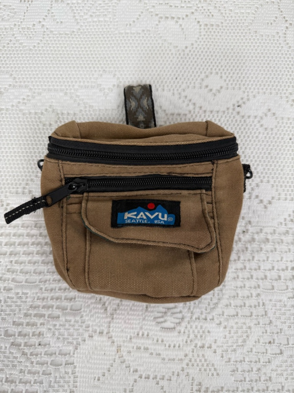 Kavu Seattle USA Mini Utility Pouch Bag Canvas Zip Clip Loop
